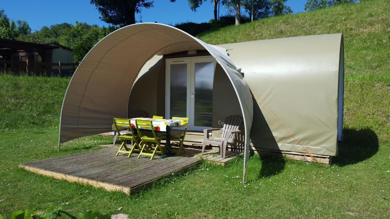 Camping Le Mont Joli Bois 滨海克里耶勒 外观 照片