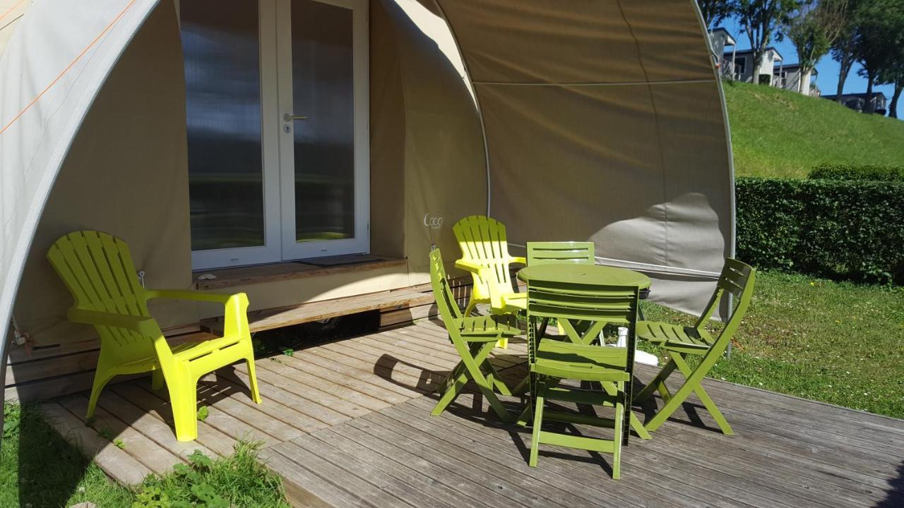 Camping Le Mont Joli Bois 滨海克里耶勒 外观 照片
