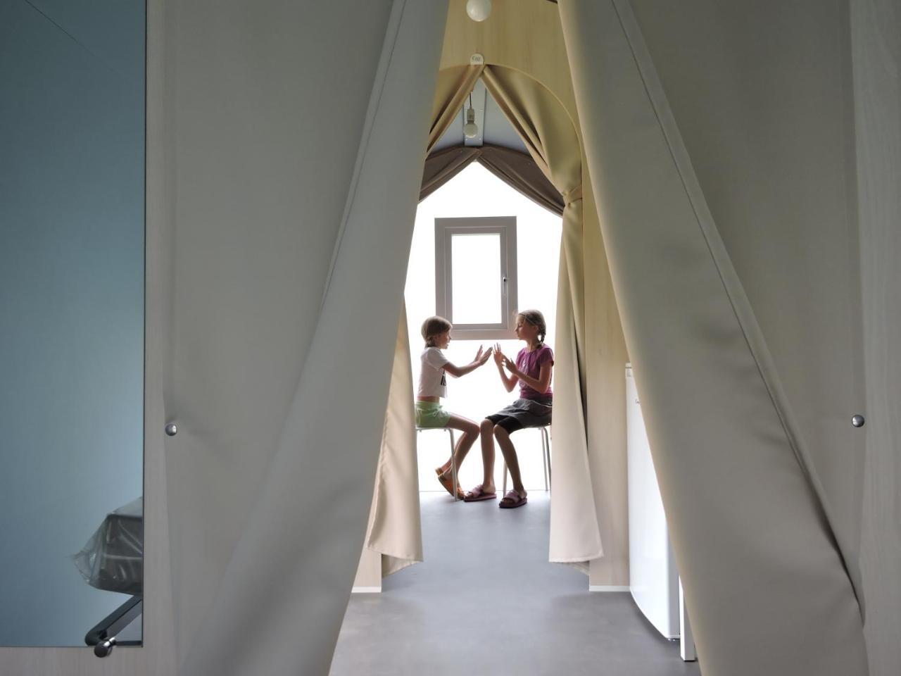 Camping Le Mont Joli Bois 滨海克里耶勒 外观 照片