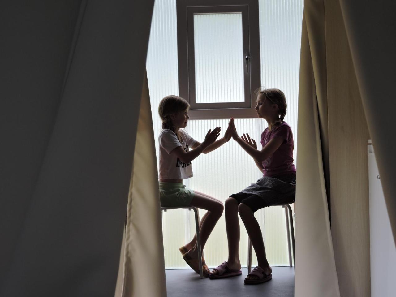 Camping Le Mont Joli Bois 滨海克里耶勒 外观 照片